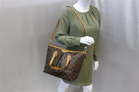 louis vuitton palermo pm price.